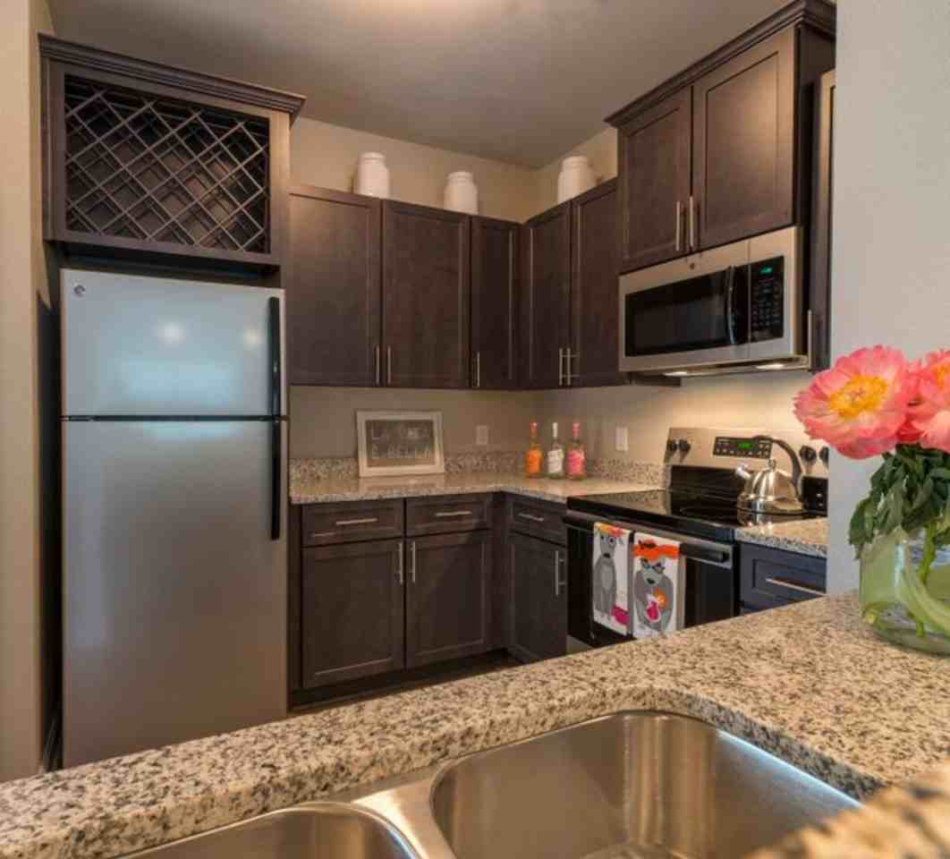 Lakeshore Ridge - Photo 7 of 15