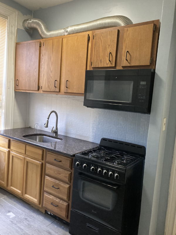 32XX N 15th St #2REAR - Photo 3 of 4
