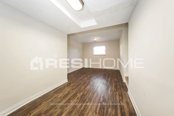 4942 Carry Back Ln - Photo 3 of 25