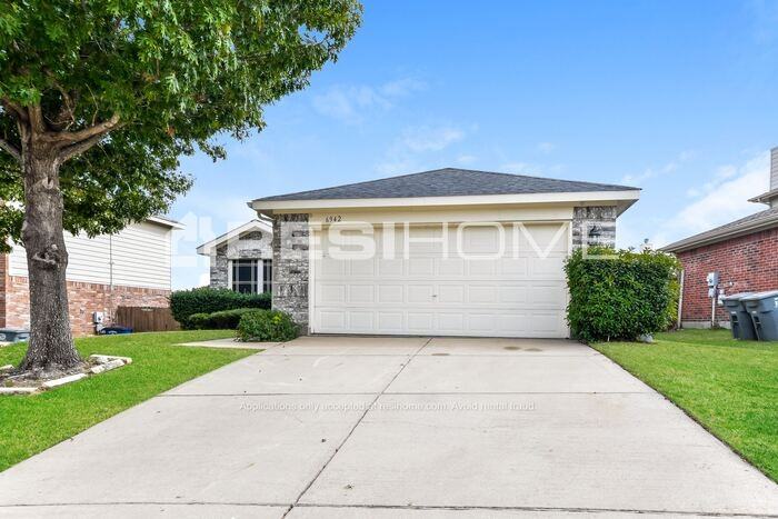 6942 Old Ox Dr - Photo 3 of 23