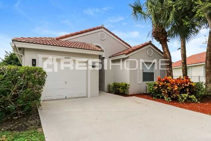 6287 Harbour Chase Dr - Photo 3 of 24