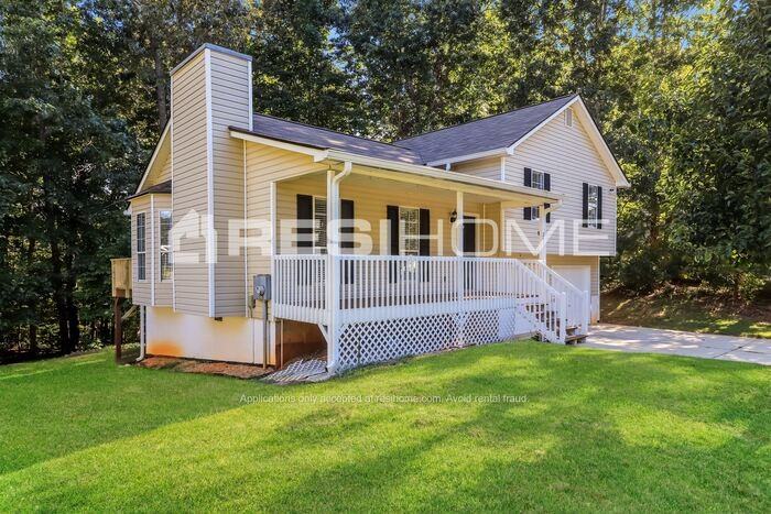 241 Benjamin Dr - Photo 3 of 26