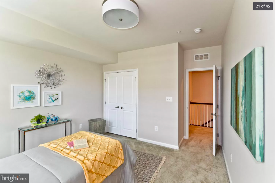 3201 Tribune Ct #2 - Photo 3 of 7