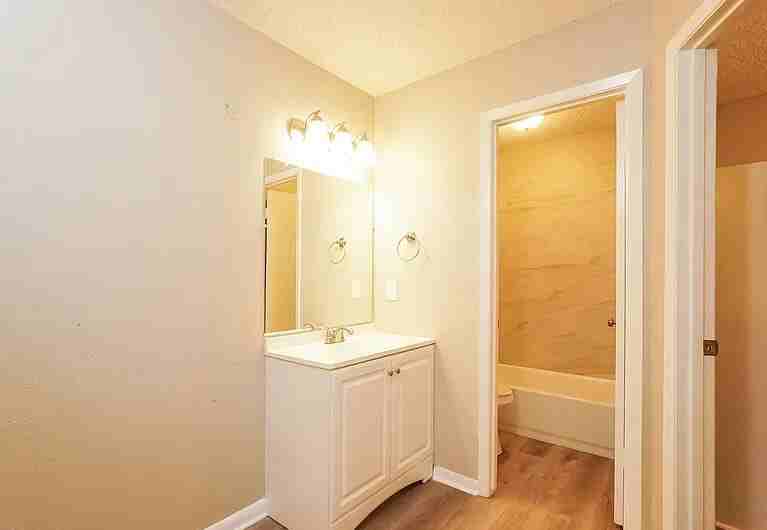 18 Quiet Peace Pl #NA - Photo 2 of 10