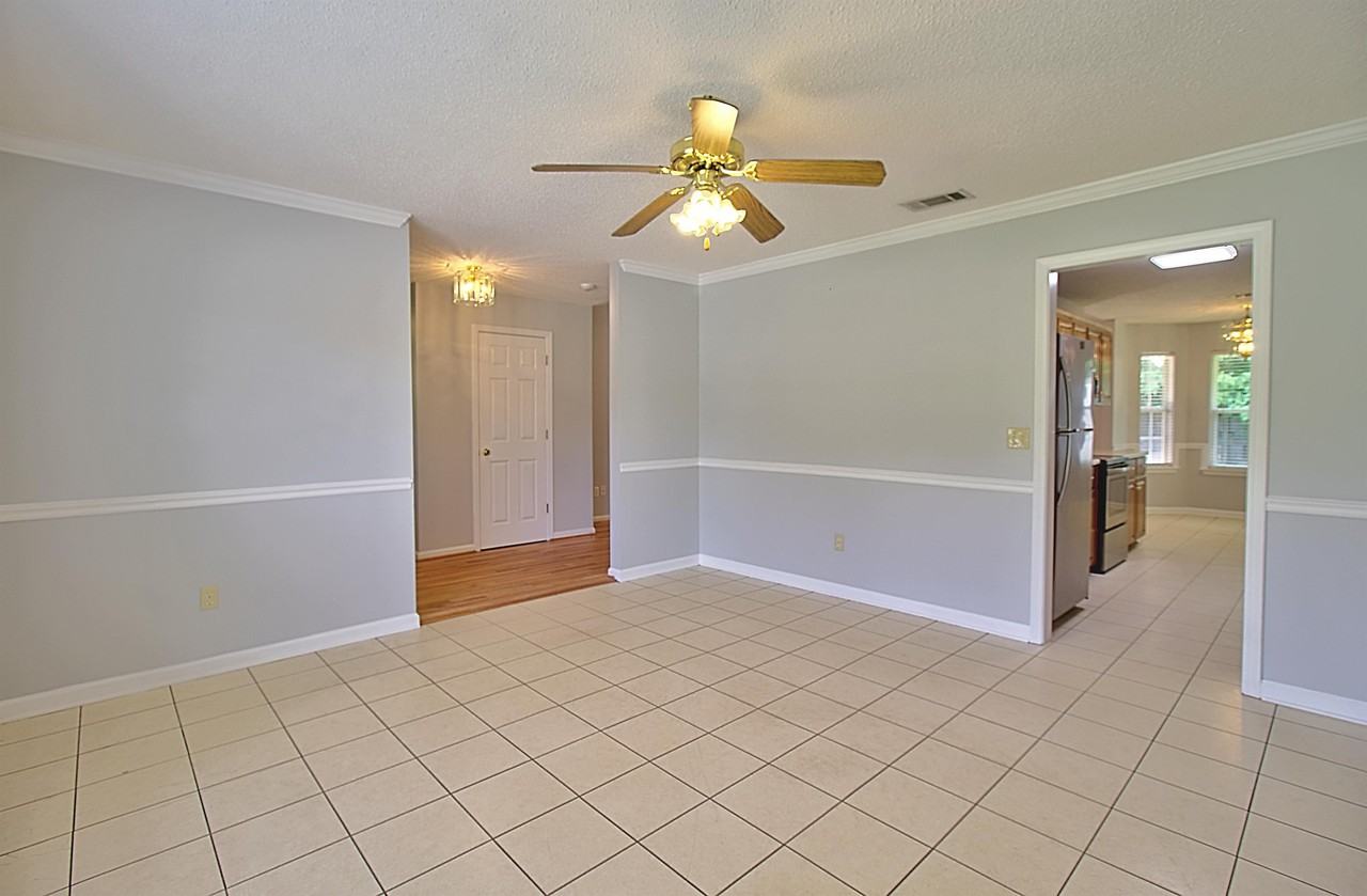 210 Easy St #1 - Photo 6 of 27