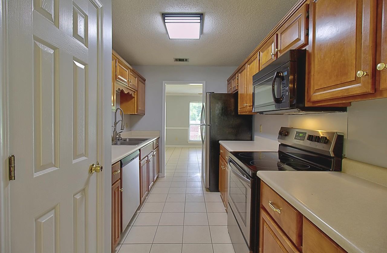 210 Easy St #1 - Photo 7 of 27