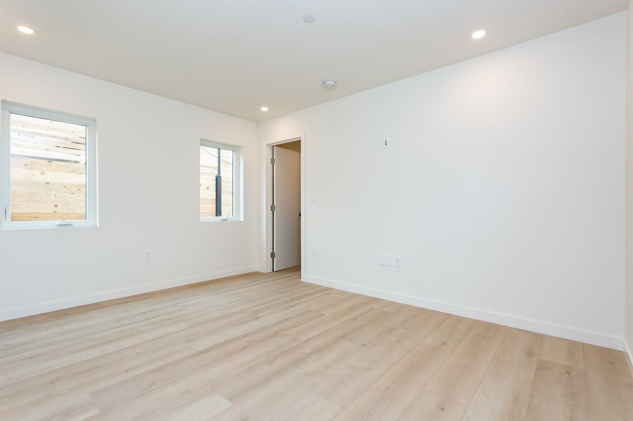 4621 Idaho St #4621IDAHO - Photo 4 of 19