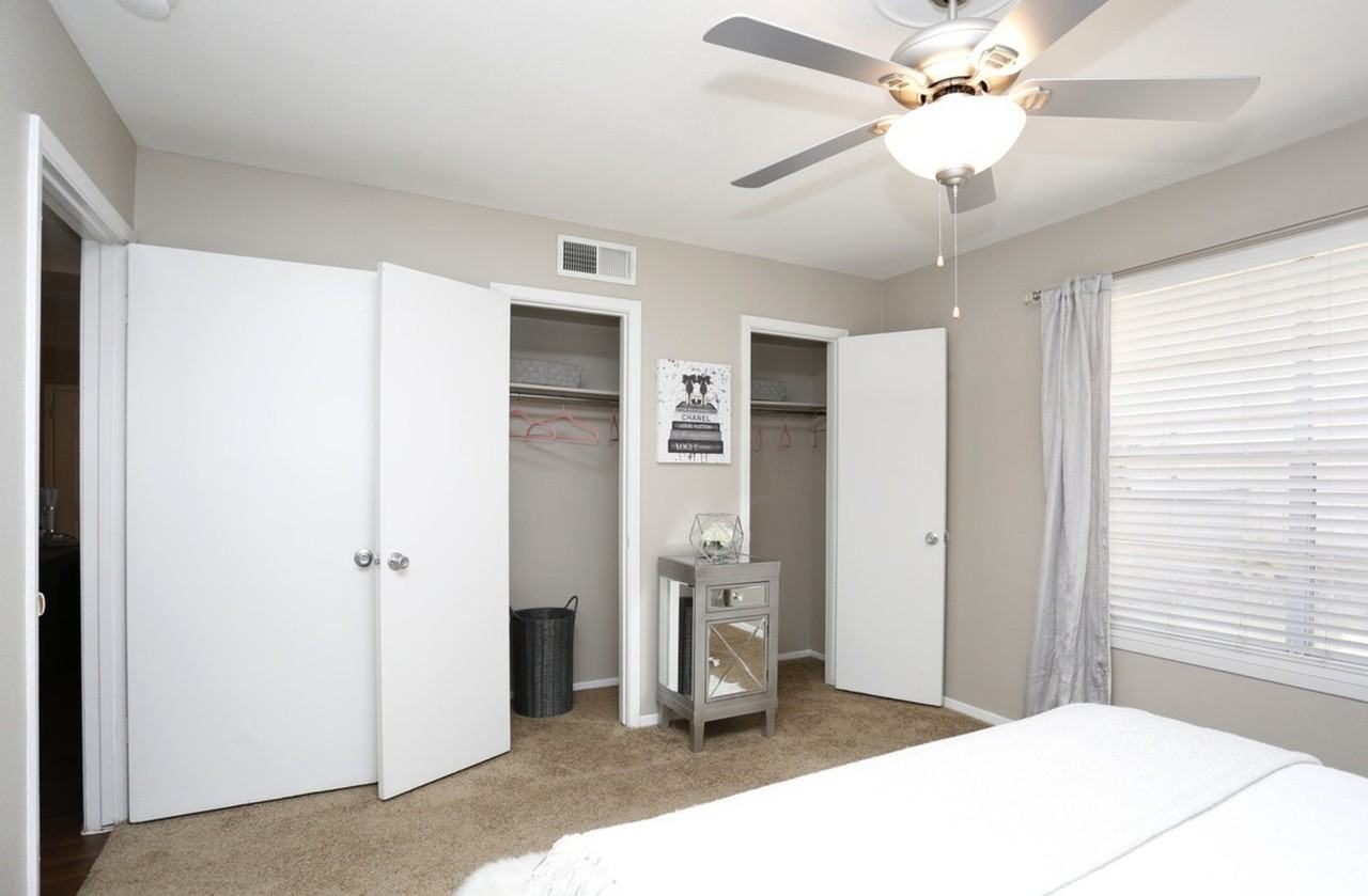 Armon Bay Apartments - Photo 4 of 35