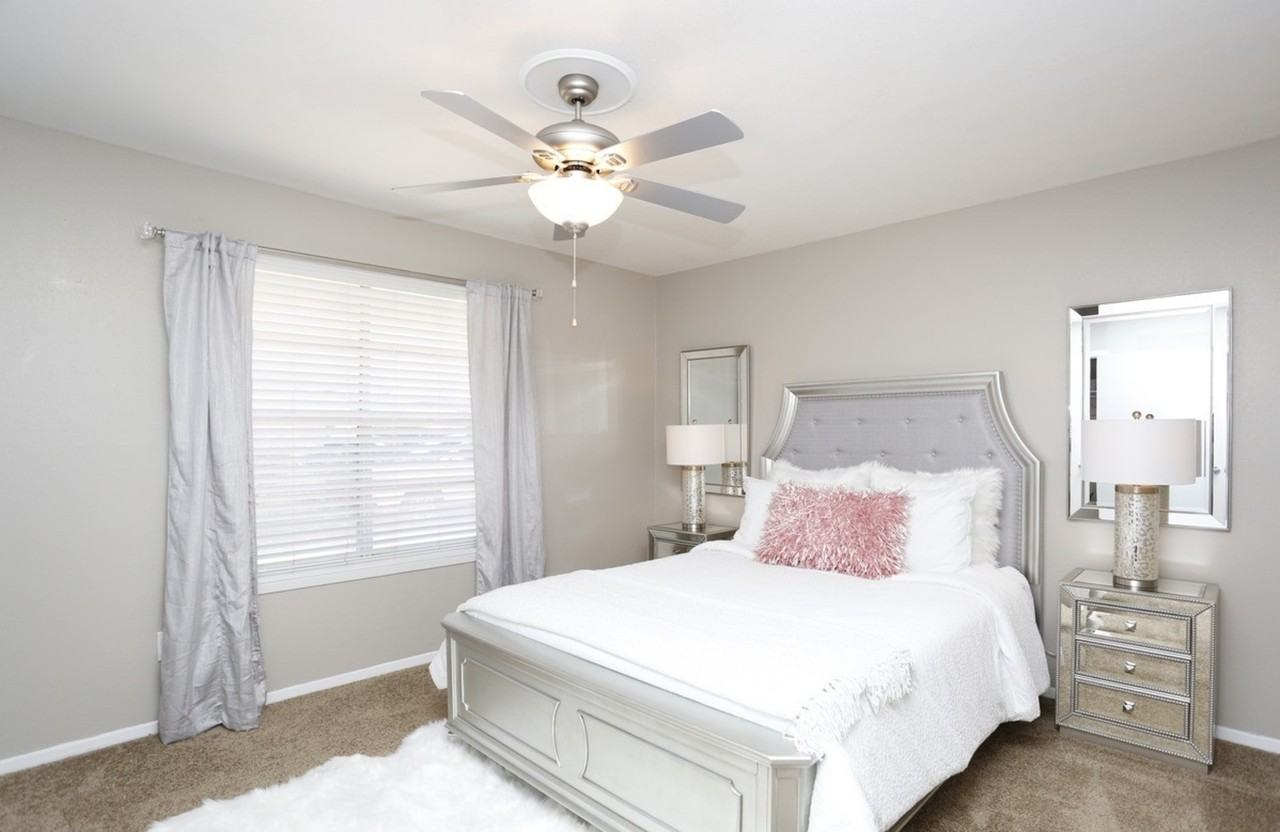 Armon Bay Apartments - Photo 3 of 35