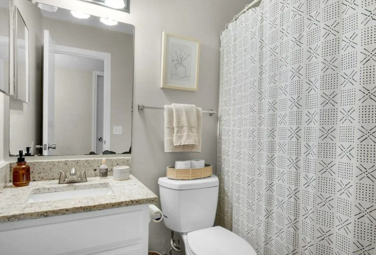 Hunters Pointe - Photo 7 of 21