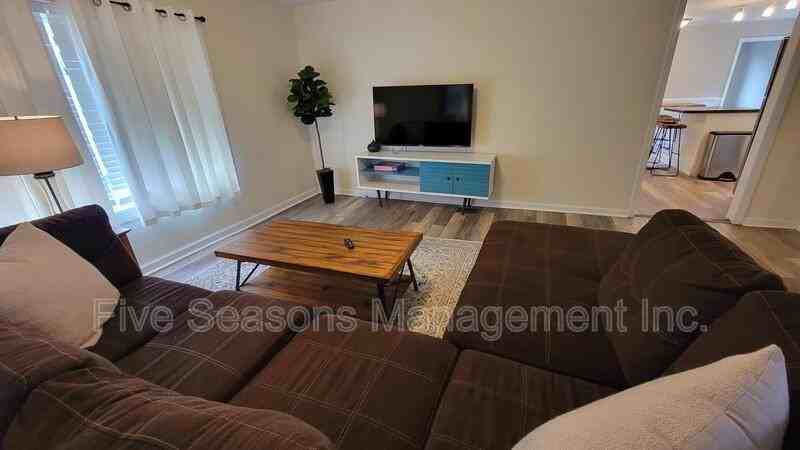 80 Chase St #1 - Photo 3 of 16