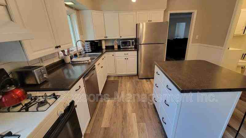 80 Chase St #1 - Photo 4 of 16