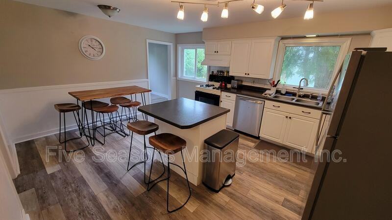 80 Chase St #1 - Photo 5 of 16