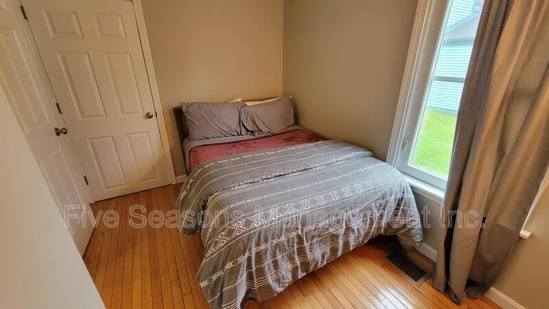 80 Chase St #1 - Photo 7 of 16