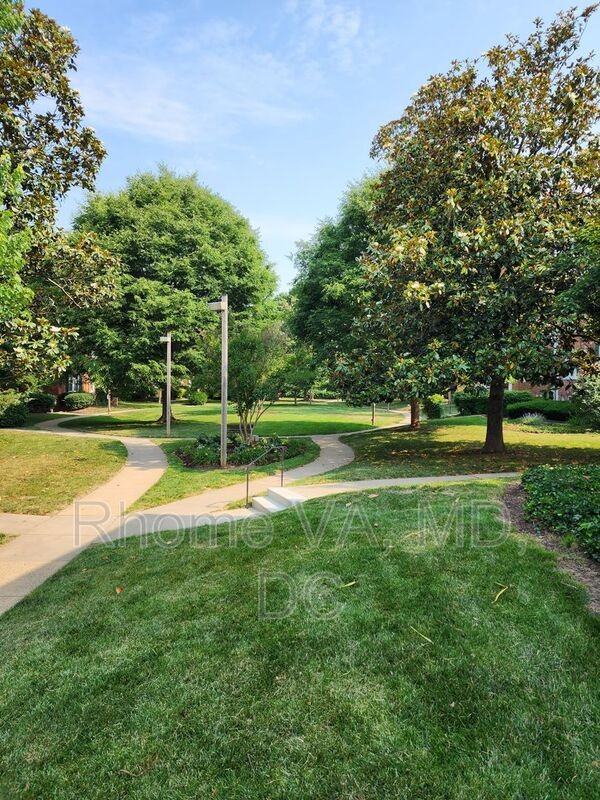 1801 Queens Lane Blvd #2-140 - Photo 2 of 12