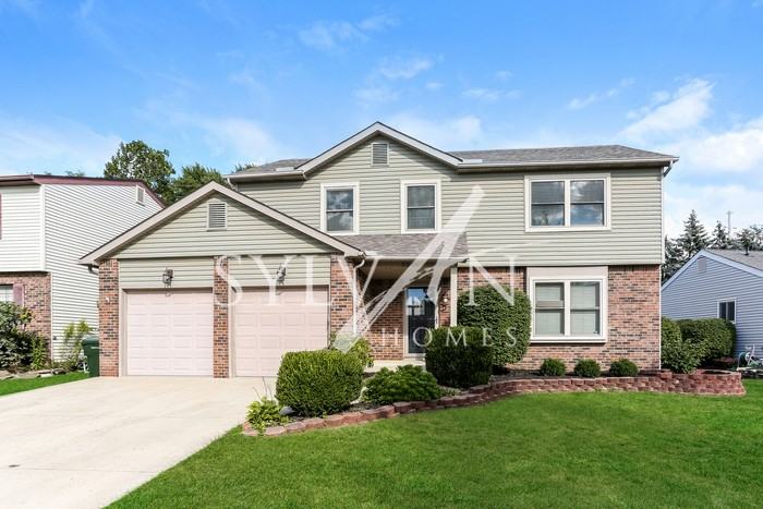 5506 Shannon Heights Blvd - Photo 2 of 15