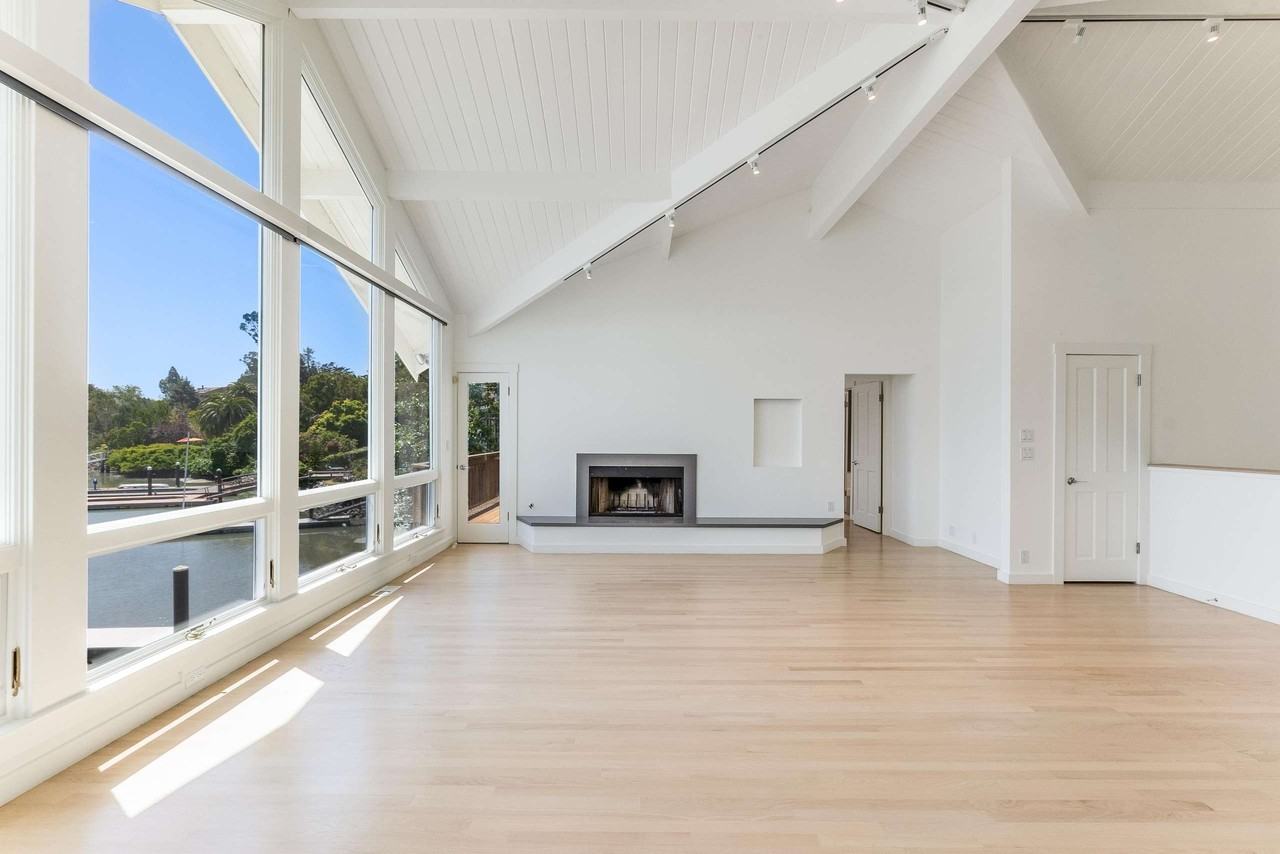 361 E Strawberry Dr #NA - Photo 2 of 46