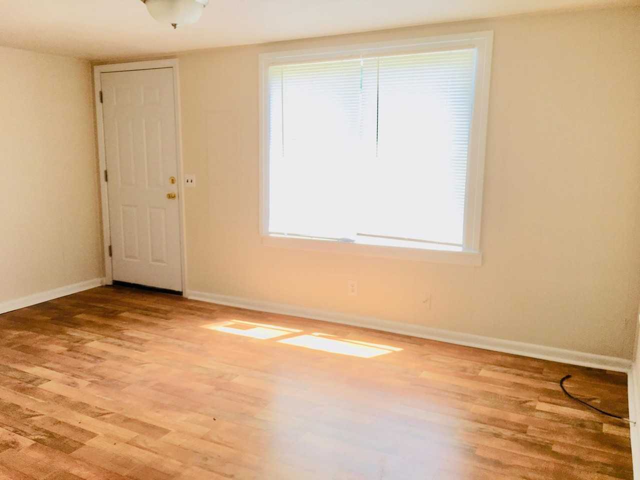 321 Vernon Street #1 - Photo 2 of 9