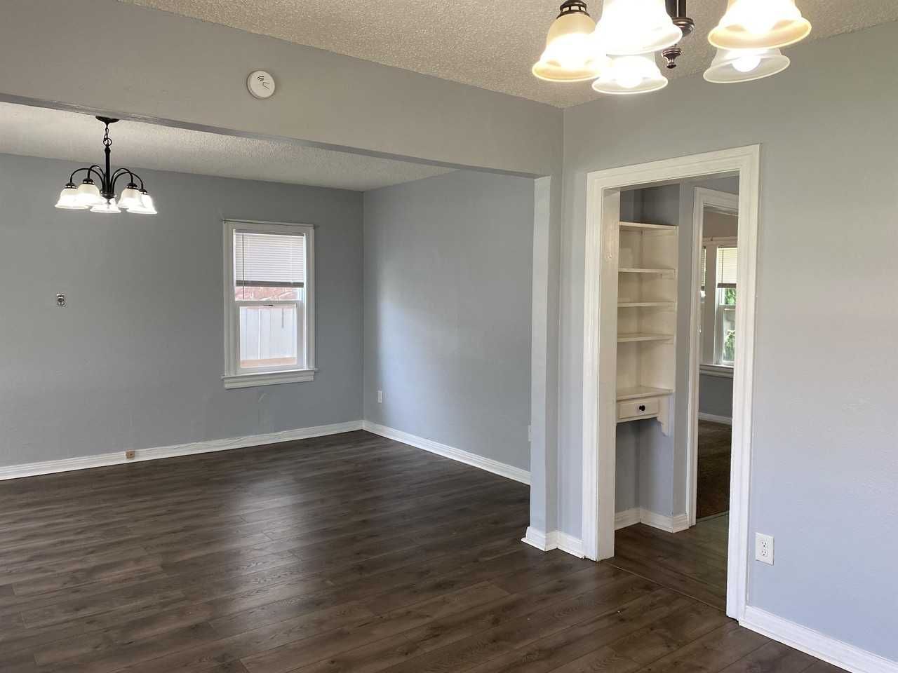 632 Sw 44th St #1 - Photo 4 of 18