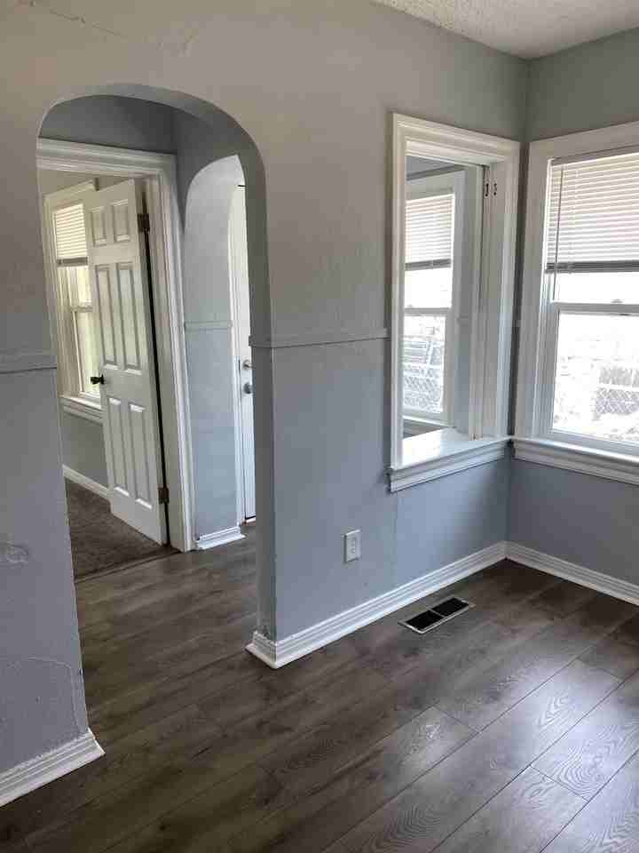 632 Sw 44th St #1 - Photo 7 of 18