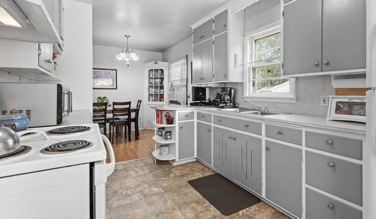 1811 East Nevada Avenue #0 - Photo 3 of 14