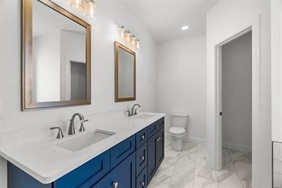 4561 Kingston Ave - Photo 3 of 11