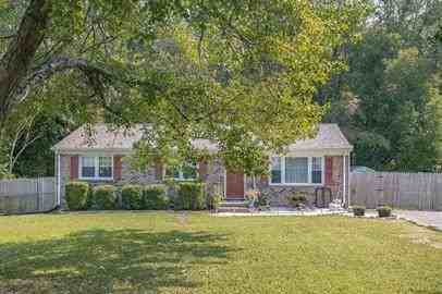 11417 Moring Dr - Photo 2 of 29