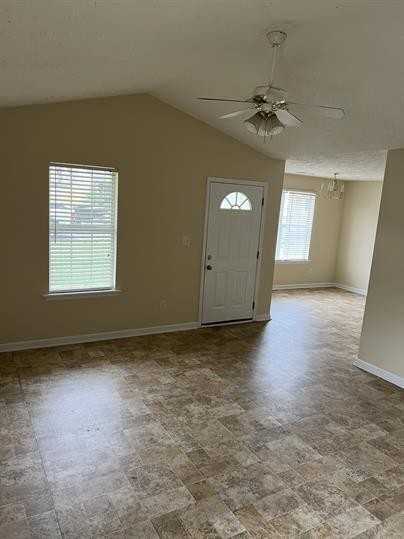 219 Hayden Ave - Photo 3 of 12