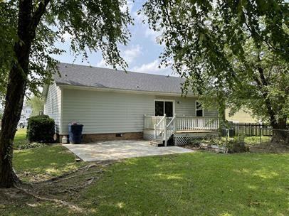 3802 Dominion Ct - Photo 2 of 8