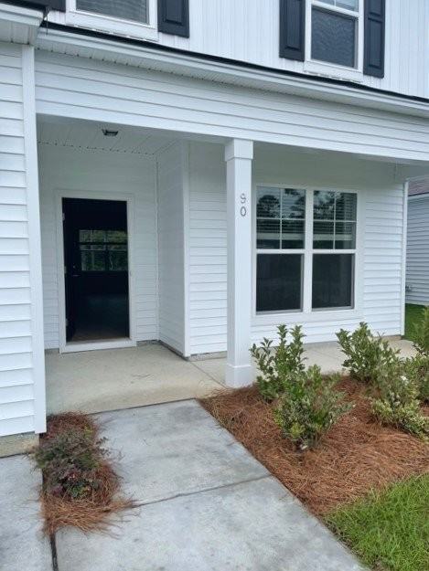 90 Raines Way - Photo 2 of 35