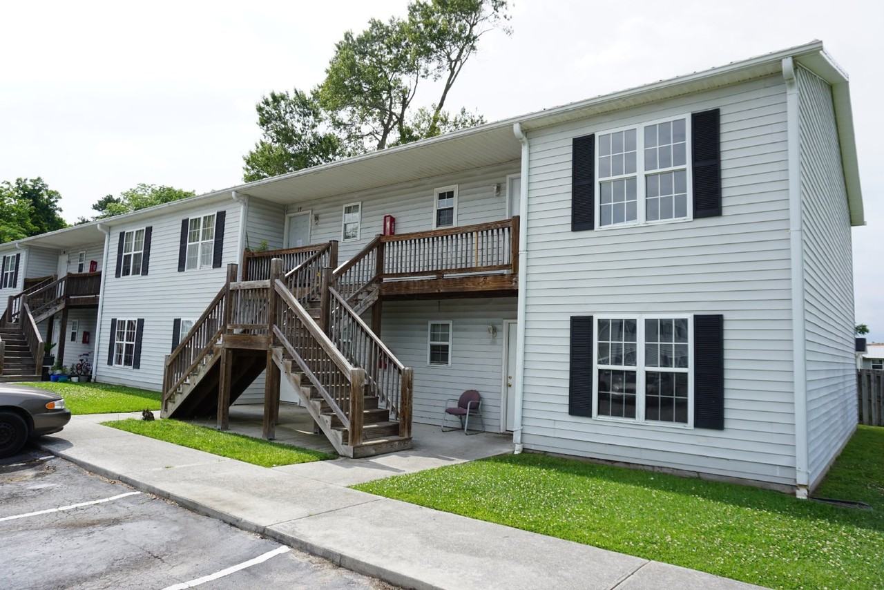 315 S Dudley St #19 - Photo 5 of 26