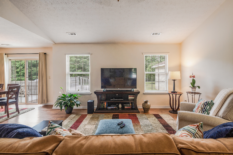 3622 Rolling Ridge Way - Photo 4 of 47