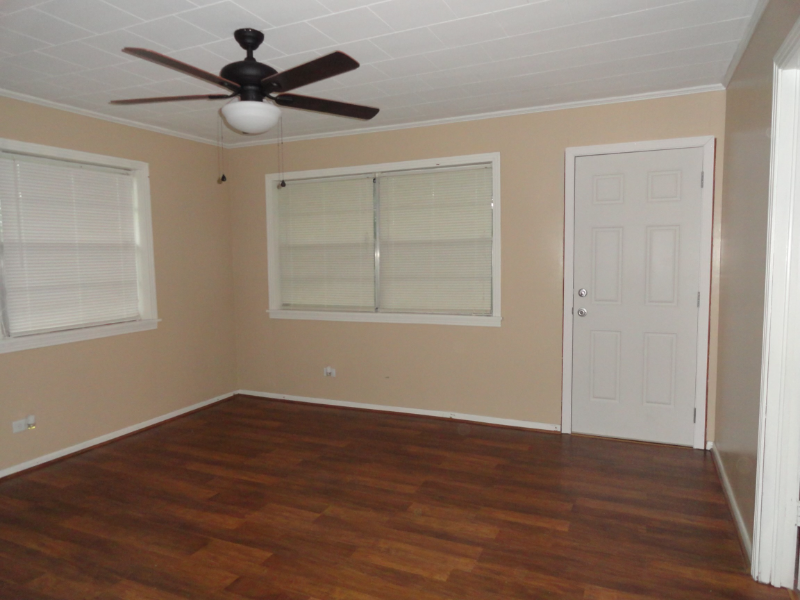 610 Angers St - Photo 5 of 9