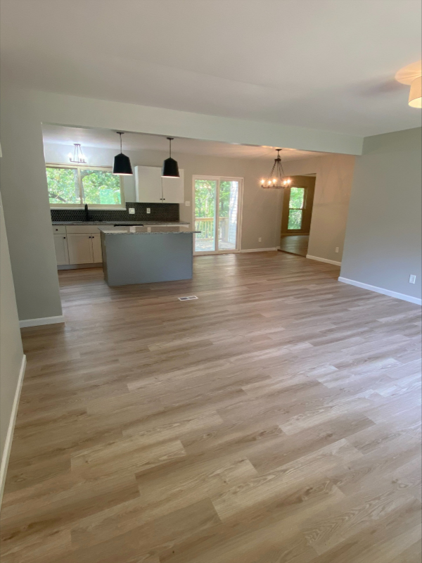 1924 Raintree Dr - Photo 3 of 28