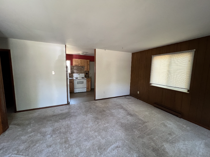 1309 Robert St - Photo 2 of 14