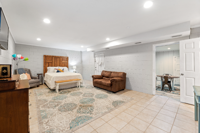 158 Grand Boulevard #P - Photo 2 of 14