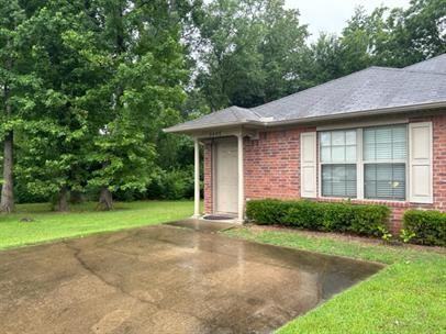 3403 Parish Circle - Photo 2 of 8