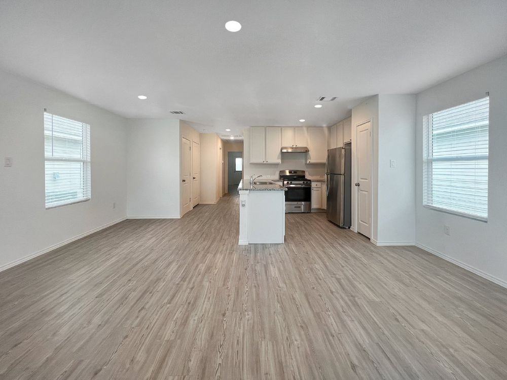 13846 Llama Pl - Photo 2 of 12