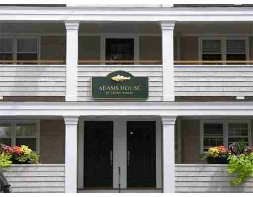 147 Front St #10 - Photo 2 of 13