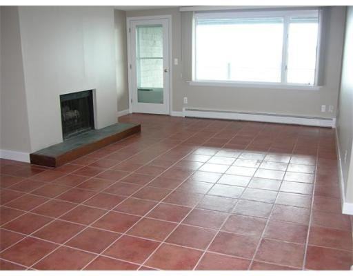 147 Front St #10 - Photo 3 of 13