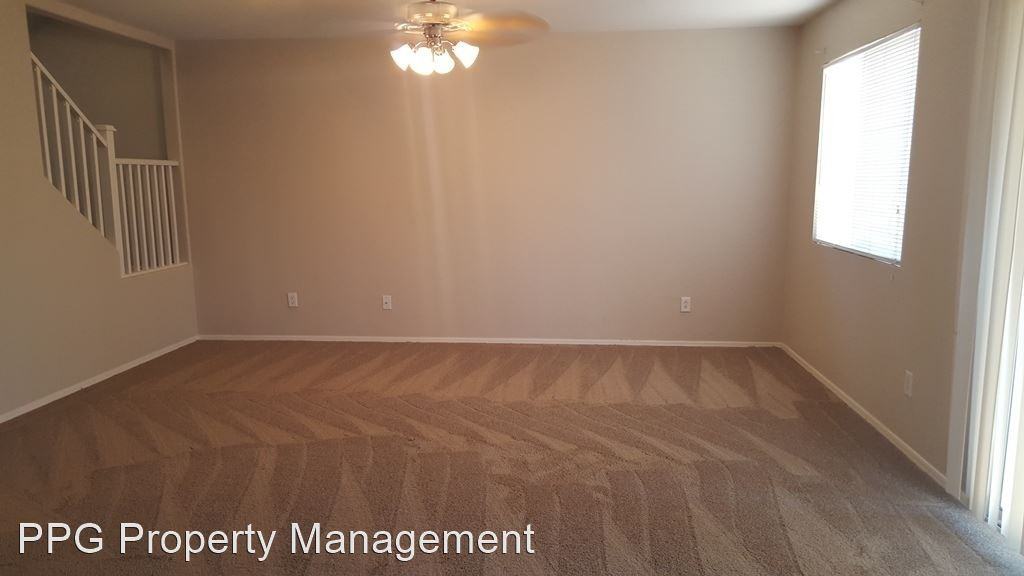 12926 W Fleetwood Ln - Photo 2 of 15