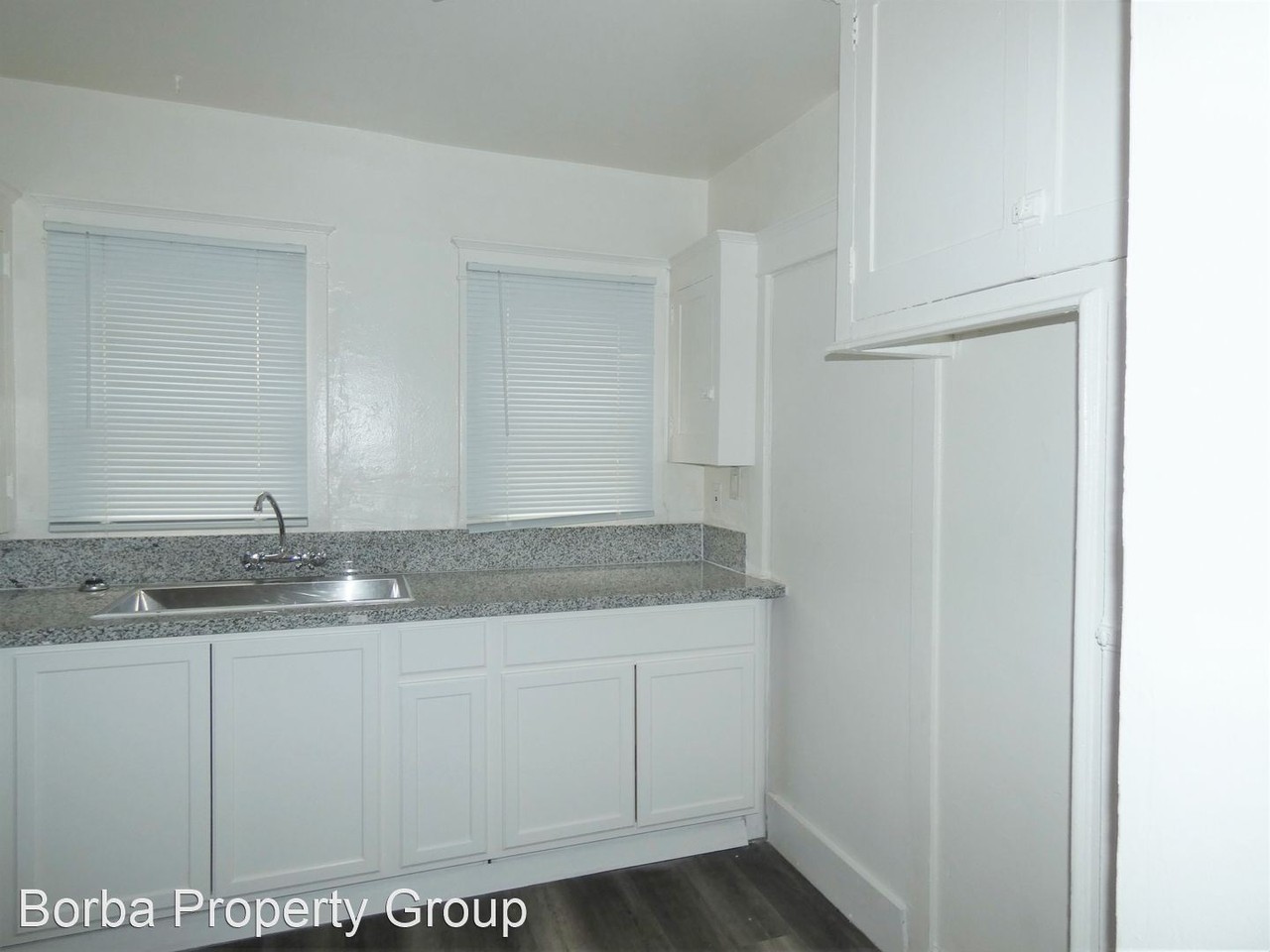 1557-1563 Pine Ave - Photo 2 of 9