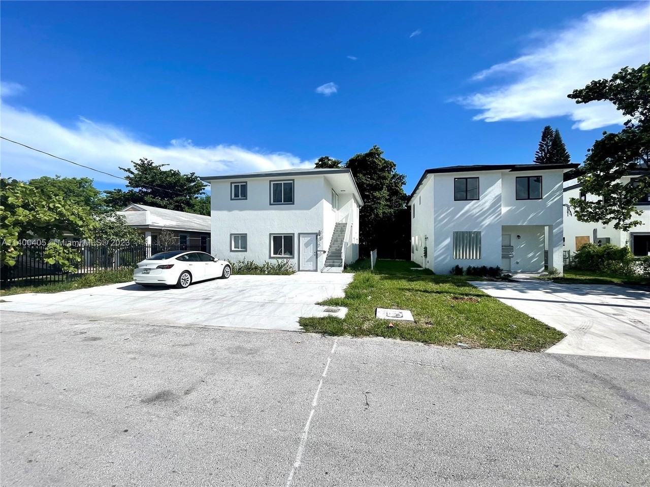 1766 Nw 68th Ter #A - Photo 2 of 8