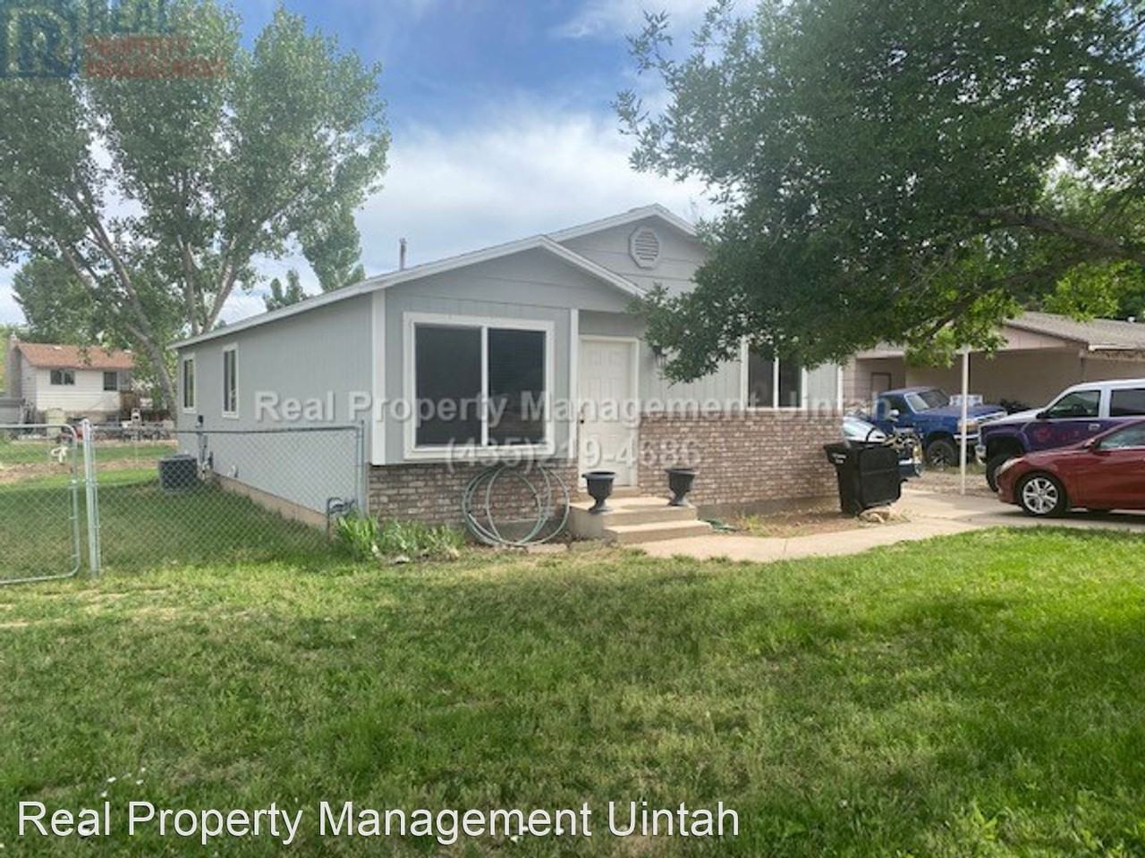 645 W 200 N - Photo 2 of 16