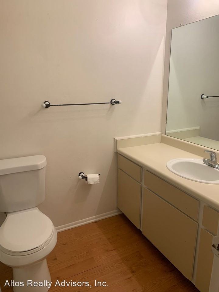 2300 E Geddes Ave #H - Photo 3 of 14