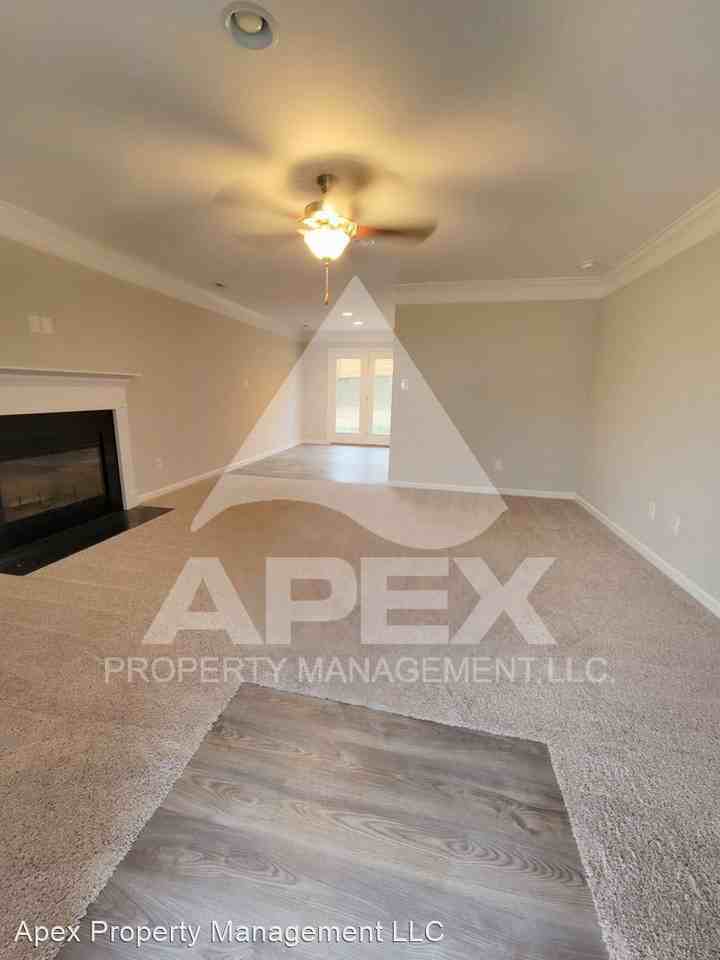 8009 Cambridge Reserve Dr - Photo 2 of 28