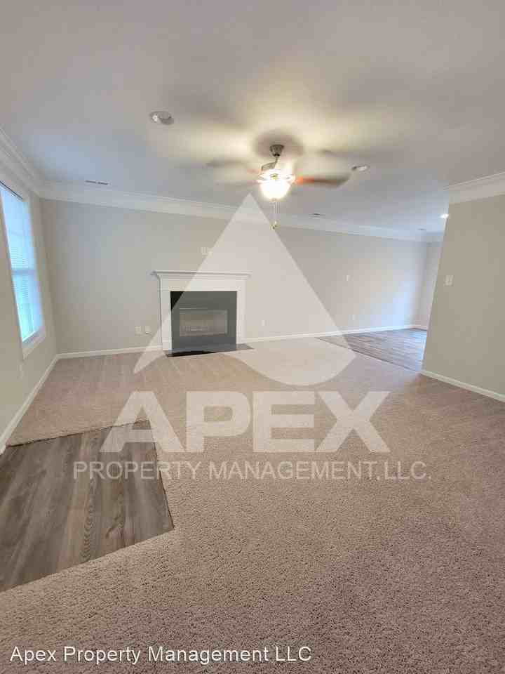 8009 Cambridge Reserve Dr - Photo 3 of 28