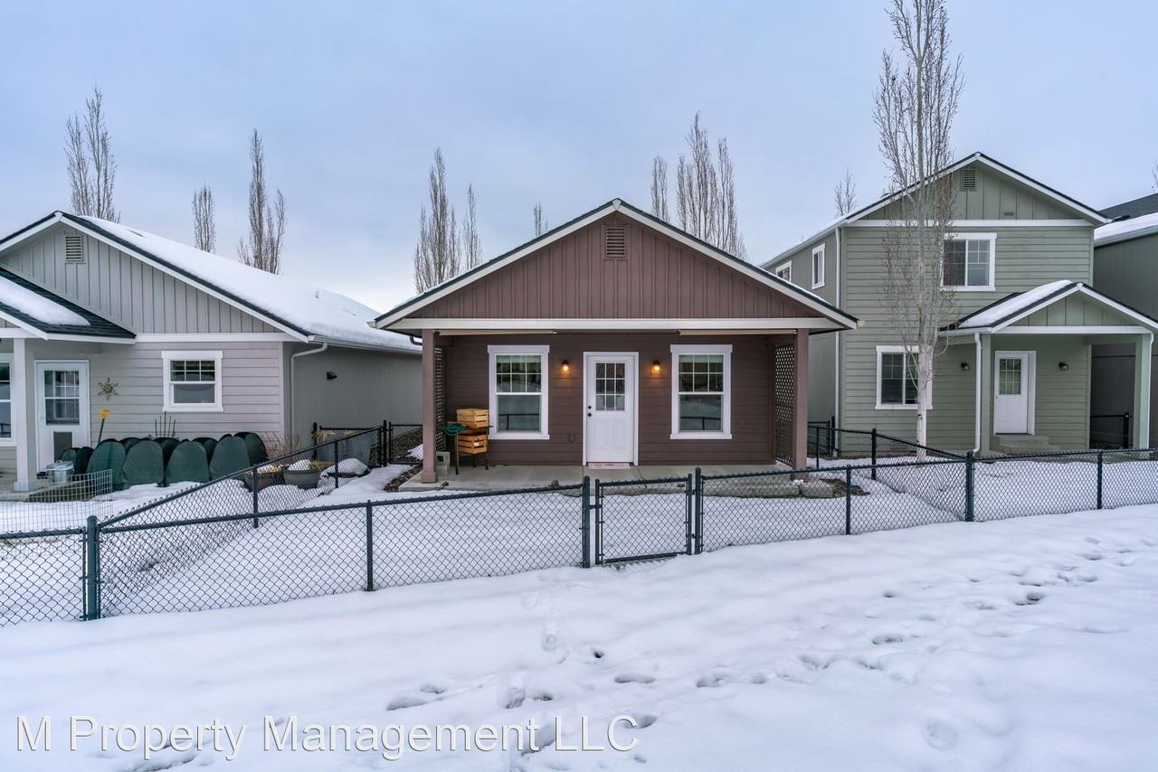 290 Saddlehorn Ln - Photo 3 of 15