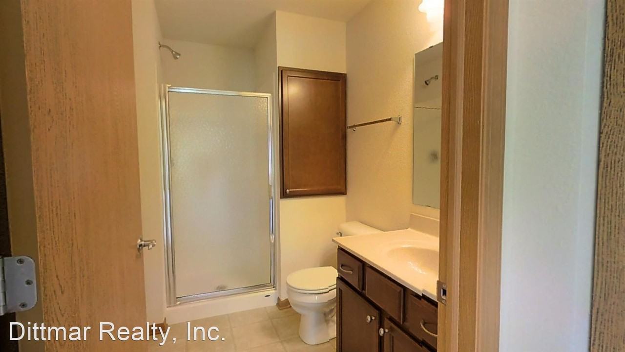 605,615,625 Cedar Bluffs Way - Photo 3 of 7