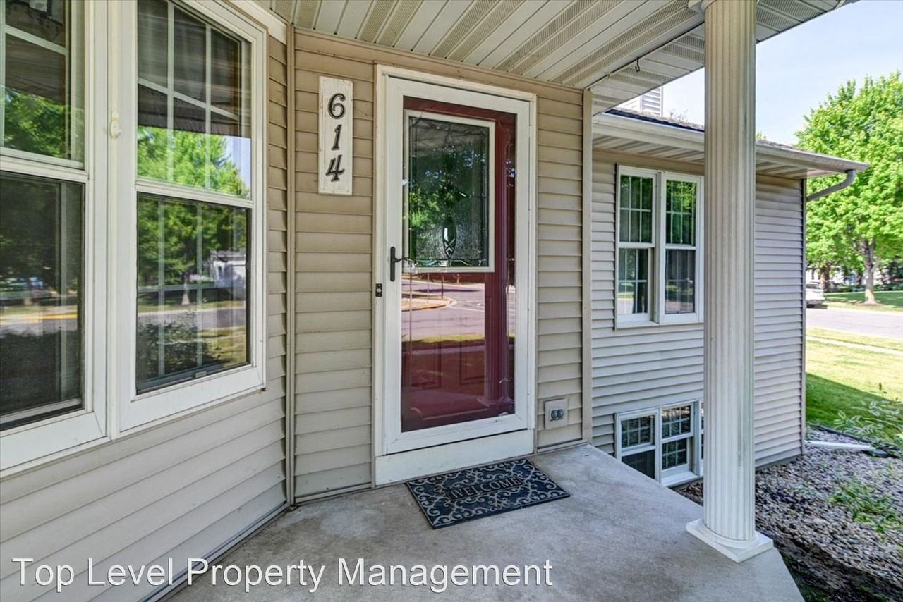 614 Worthington Way - Photo 2 of 50